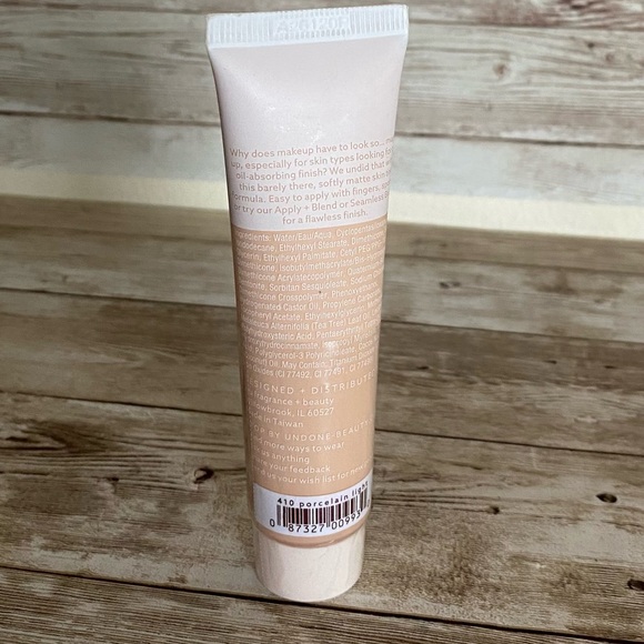 UNDONE Beauty 410 porcelain Light Unfoundation Matte Tint moisturizer NEW SEALED - Picture 2 of 2